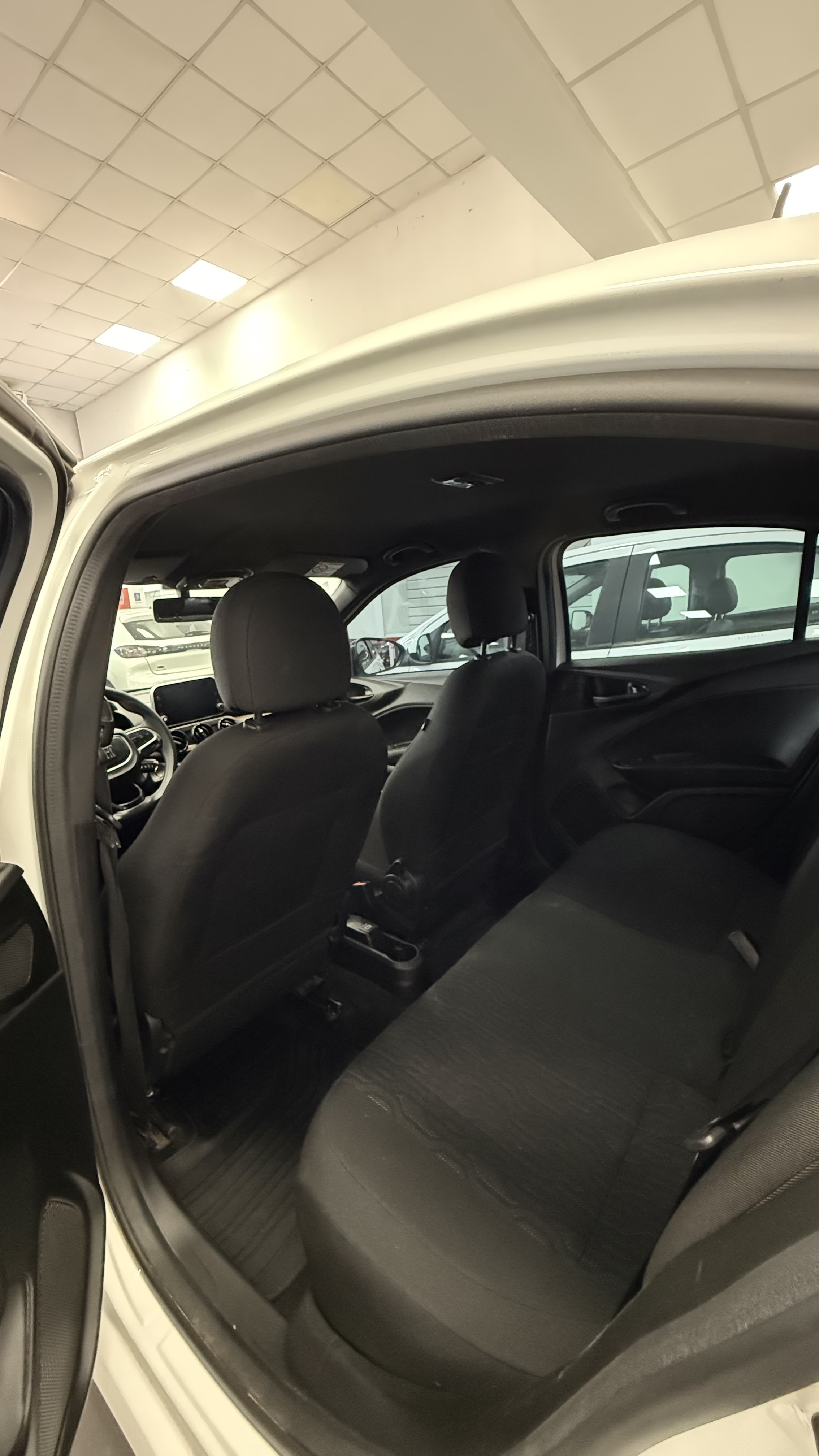 FIAT CRONOS L/25 1.3 DRIVE PACK PLUS CVT (2025) - AH341MN #3
